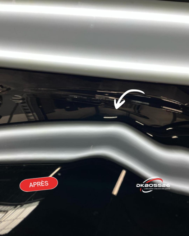 Débosselage sans peinture d'une voiture à Chabeuil, Chabeuil, DKBOSS26